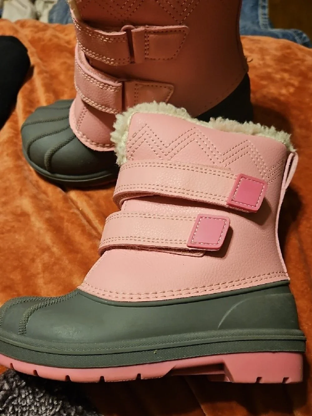 Cat &jack Pink and Gray Kids Snow Boots with Faux Fur Cuff 10t